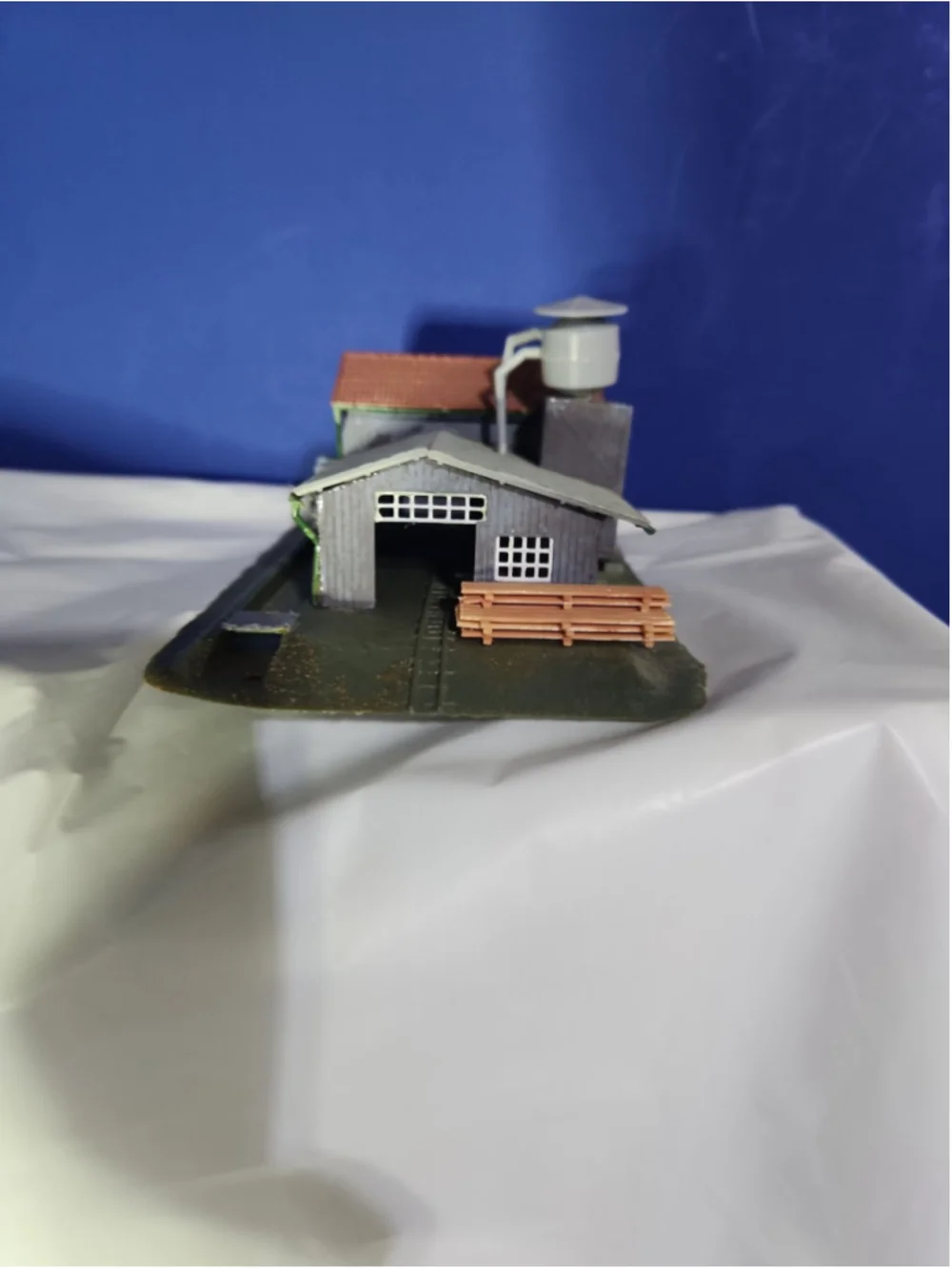 N Scale Pola Sawmill Water Wheel Model Railroad Building Assembled